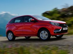 Хэтчбек Lada XRay получил новые версии с "роботом"