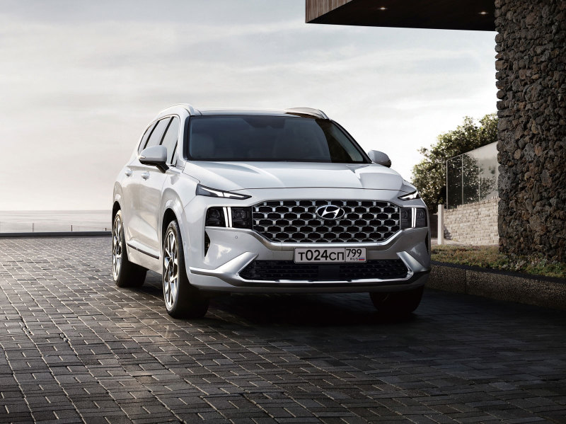 Hyundai Santa Fe Calligraphy появился в России: от 3.359.000 руб.