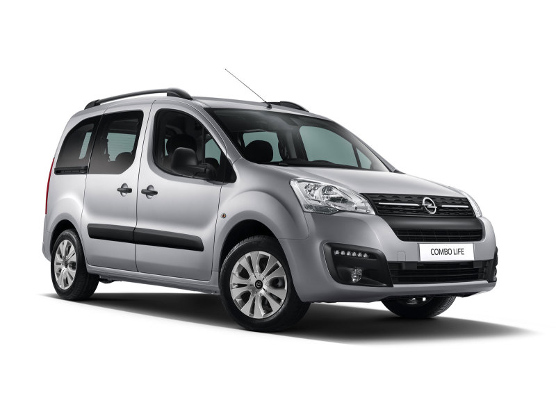 Opel Combo Life начнут продавать в России весной: от 1.334.000 руб.