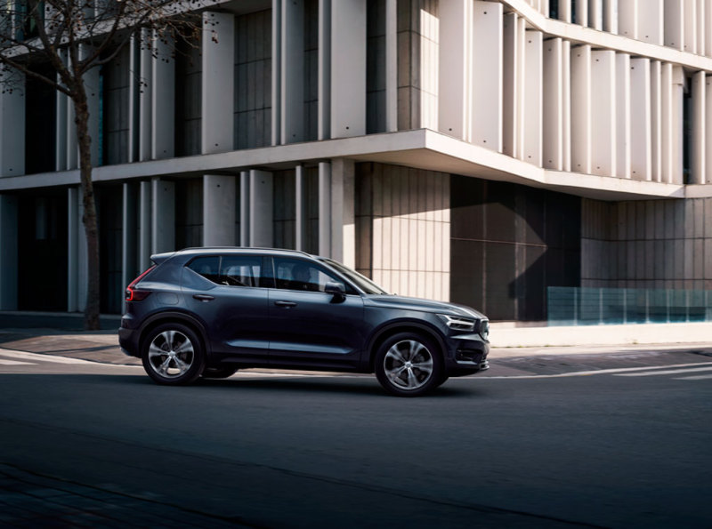 Volvo XC40 стало возможно взять по подписке в России
