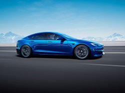 Автомобили Tesla могут официально появится в России