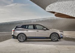 Электрокроссовер BMW iX: в России от 8,5 млн. рублей