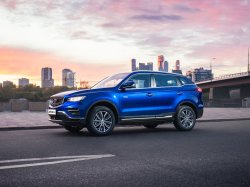 На Geely Atlas Pro объявлены российские цены: от 2.119.990 руб.