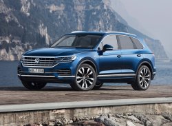 Volkswagen Touareg получил обновлённый пакет "Парковка плюс" на российском рынке