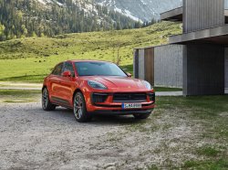 Обновлённый Porsche Macan: в России от 5.390.000 руб.