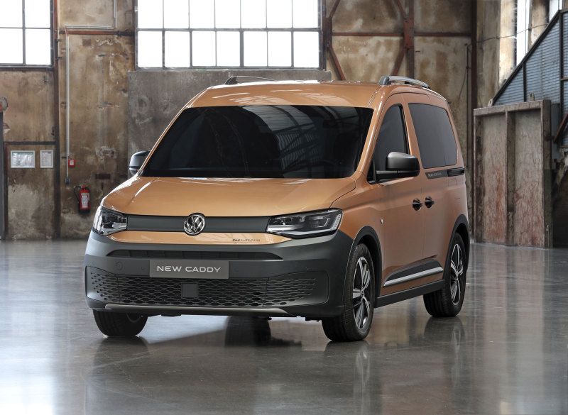 Volkswagen Caddy PanAmericana появился в России: от 2.620.800 руб.