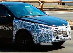 Обновлённые Lada Vesta с разным дизайном испытывают на дорогах