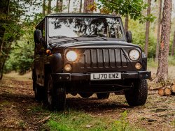 УАЗ "Хантер" на электрическом ходу начали продавать в Европе