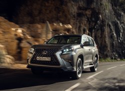 Lexus GX 460 с обновлённым салоном: в России от 5.895.000 руб.