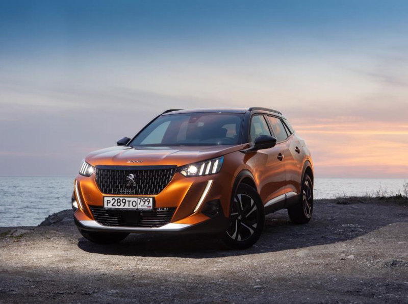 Peugeot 2008 с новым двигателем и КПП появился в России