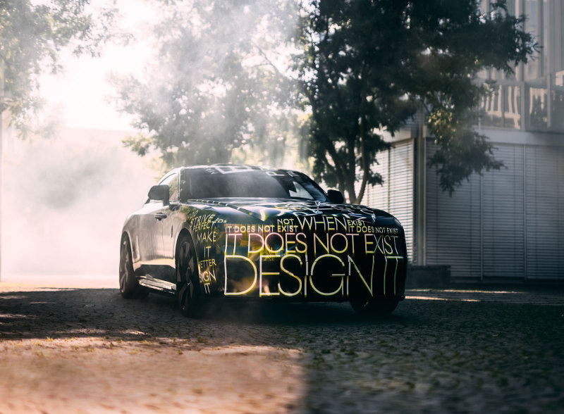 Rolls-Royce выпустит первую модель на электрической тяге