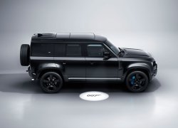 Лимитированный Land Rover Defender V8 Bond: в России от 10.794.000 руб.