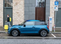 Электрический Mini Cooper SE: в России от 3.600.000 руб.