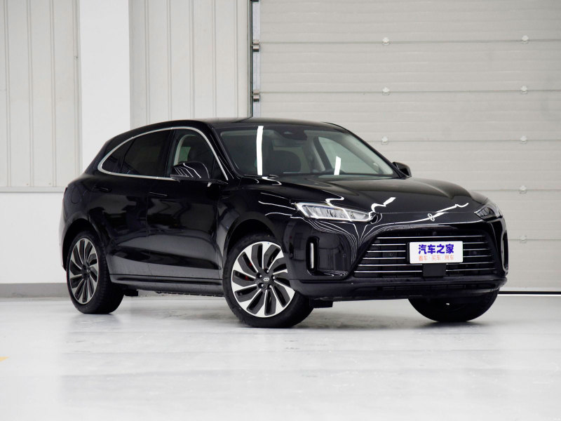 Первый электромобиль Huawei представлен официально