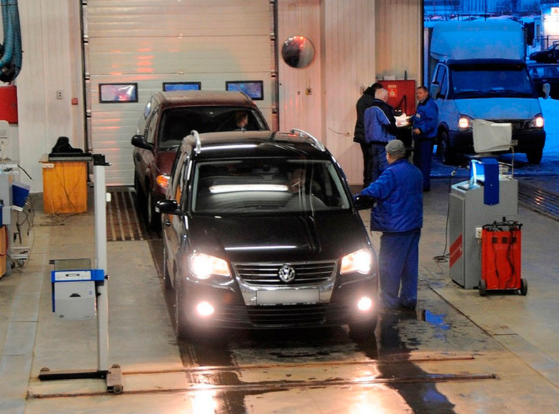 Путин отменил обязательный техосмотр