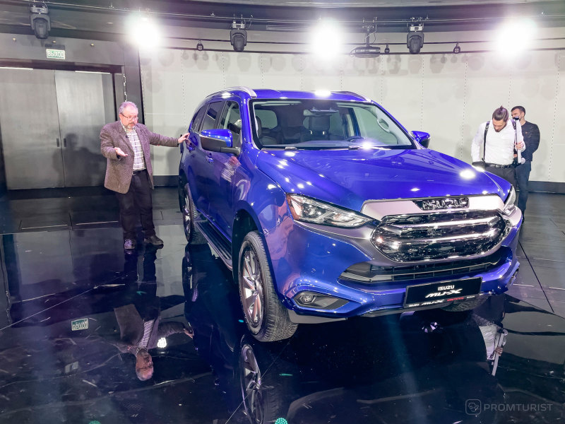На внедорожник Isuzu MU-X стали известны примерные российские цены
