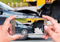 Фотофиксация ДТП через мобильные приложения становится популярнее