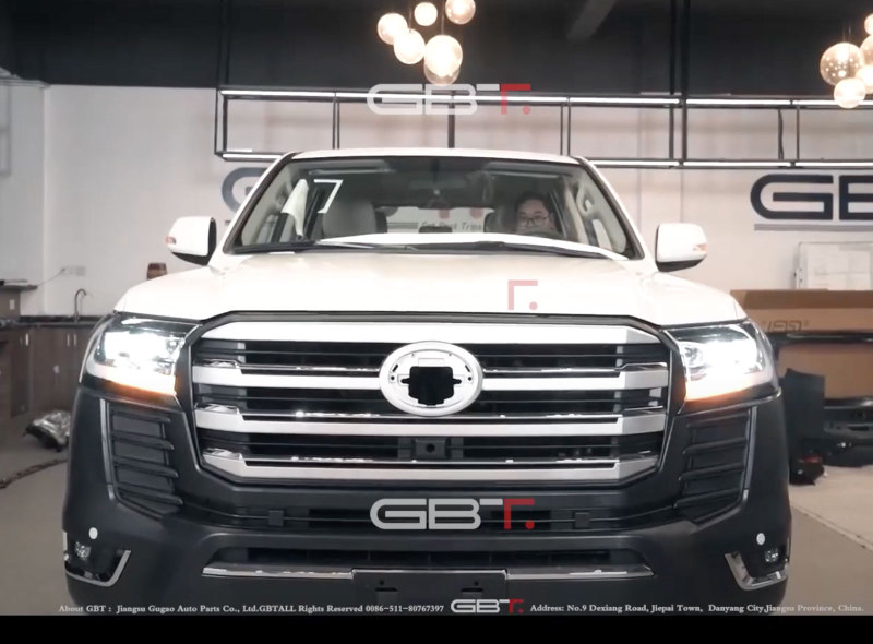 Сделать новый Toyota Land Cruiser 300 из старой модели предлагают китайцы