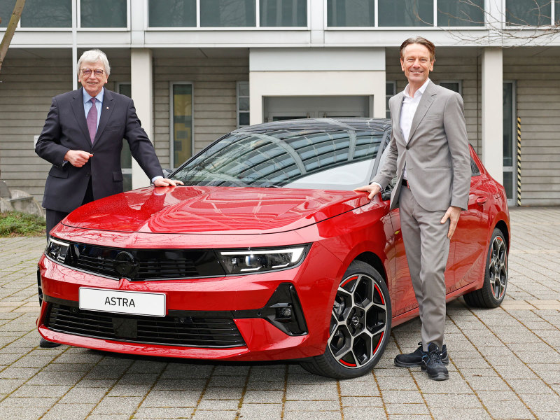 Новый Opel Astra запущен в производство