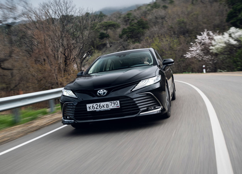 Марки Toyota и Lexus останутся в России