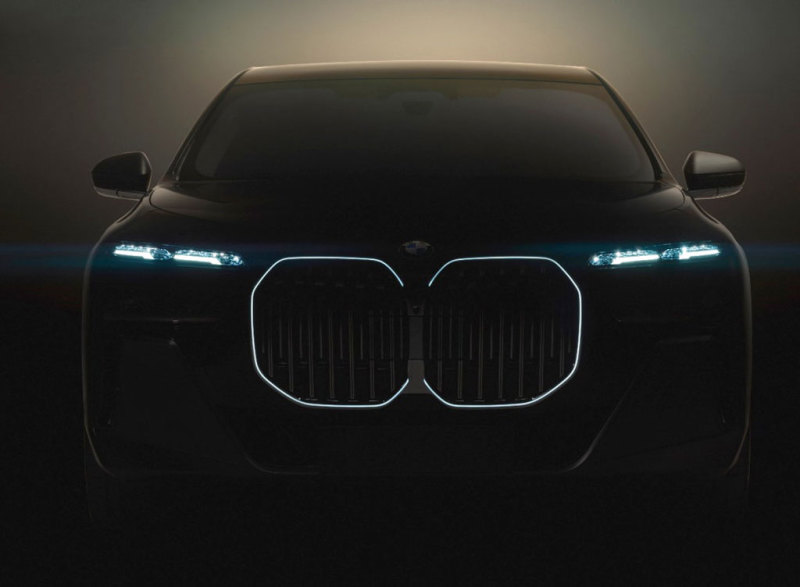 Новый BMW 7 Series готовится к премьере