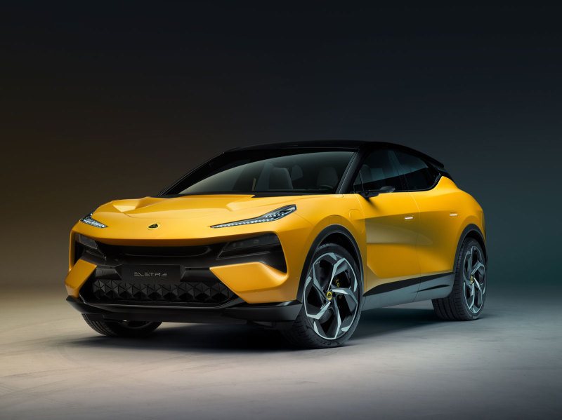 Новый кроссовер Lotus Eletre представлен официально