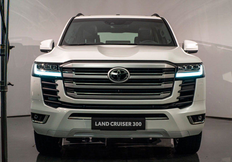 Новые автомобили стали дороже до 60% в России