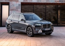 Большой кроссовер BMW X7 прошёл обновление