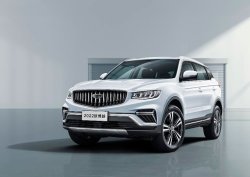 Geely Atlas в очередной раз обновили