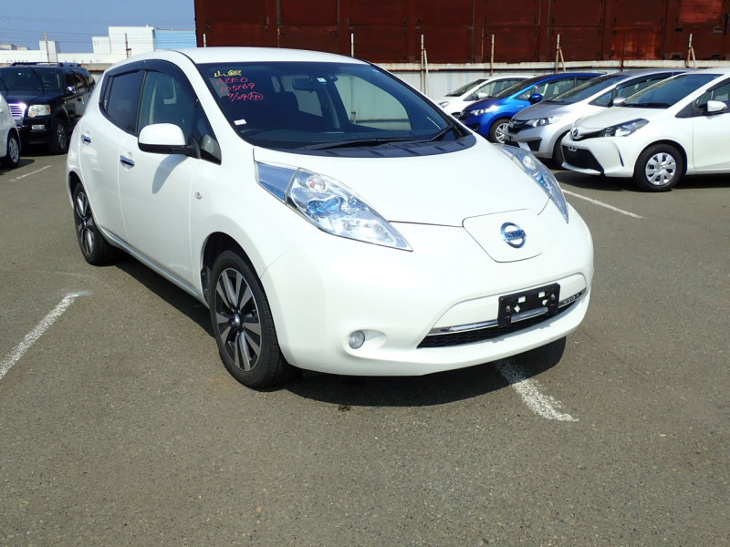 Продажи электромобилей растут в России