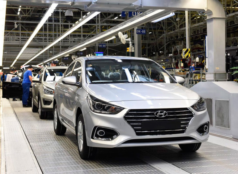 Легковые авто в России теперь выпускают всего два завода