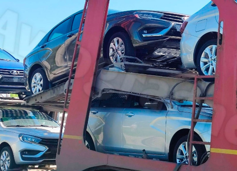 Обновлённые Lada Vesta NG отправили дилерам