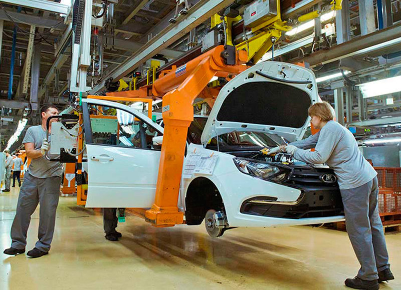 Семейство Lada Granta начнут выпускать на будущей неделе