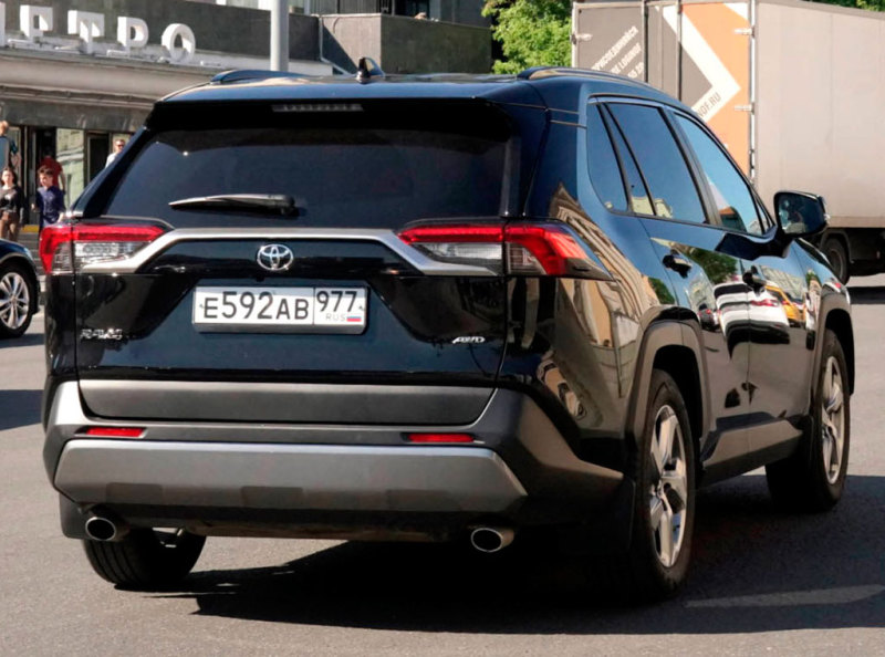 Москва получила новые номерные знаки для автомобилей