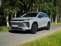 Exeed TXL 2.0 Sport Edition появился в России: от 4.649.900 руб.