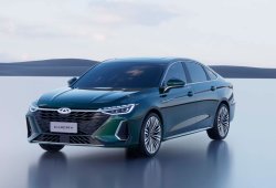 Большой седан Chery Arrizo 8 может появится в России