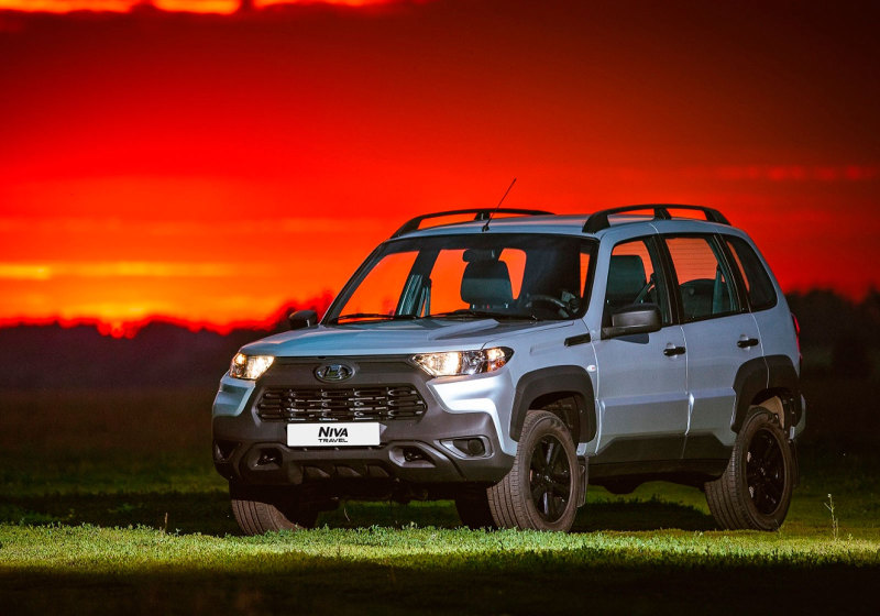 Упрощённые внедорожники Lada Niva Travel 2022 появились в продаже