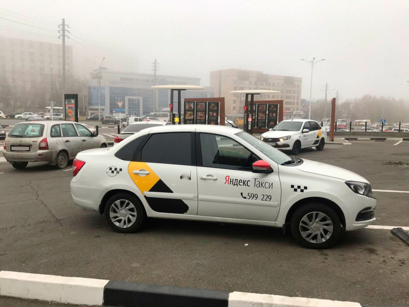 Lada Granta стали активнее покупать таксопарки в крупных городах