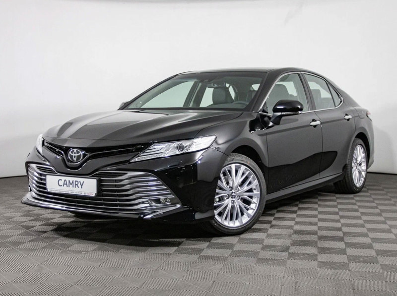 Новые Toyota Camry заканчиваются у российских дилеров