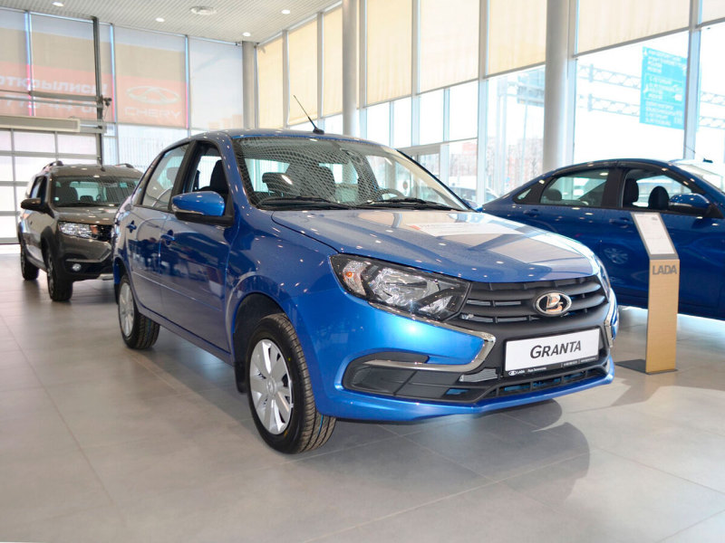 "Антисанкционная" Lada Granta получит более мощные двигатели