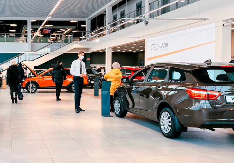 Lada Vesta из ограниченной партии предлагает россиянам белорусский импортёр