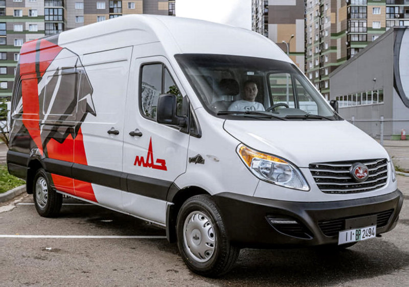 Коммерческие автомобили "МАЗ" начали продавать в России