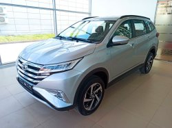 Бюджетный кроссовер Toyota Rush появился в России