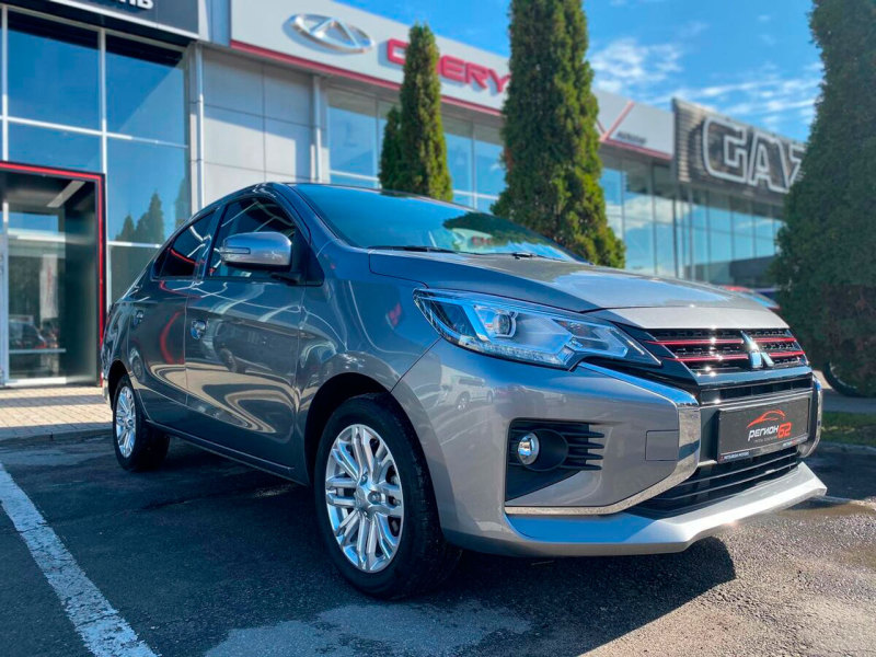 Бюджетный седан Mitsubishi Attrage начали продавать в России