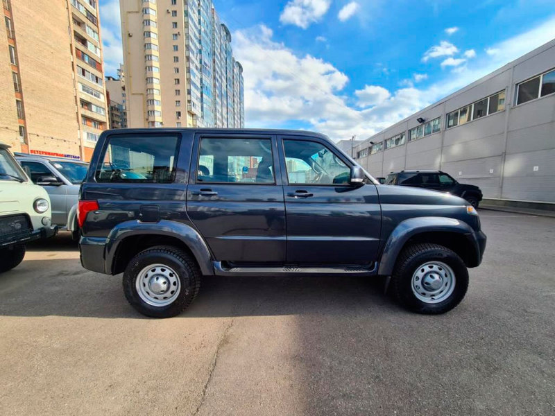 УАЗ "Патриот" в версии Base Икар получил упрощённые сиденья