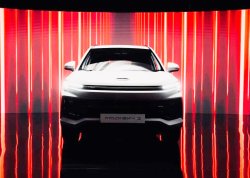 Кроссовер "Москвич 3" получит богатое оснащение