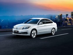 Российский электрический седан Evolute i-Pro появится в такси