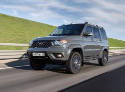 Внедорожники УАЗ "Патриот" с автоматической коробкой снова будут выпускать