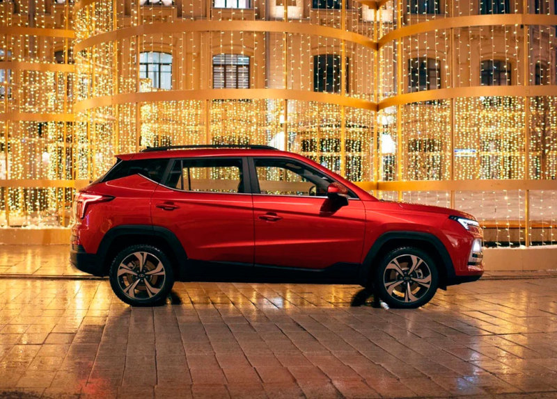 Электрический "Москвич 3е" начал поступать к дилерам