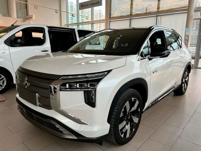 Электрический кроссовер Mitsubishi Airtrek начали предлагать в России
